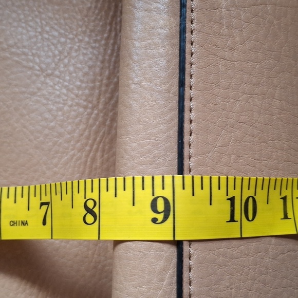 Kate Spade Saturday  Tan Leather Satchel - Picture 14 of 15